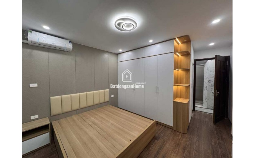 TT Hai Bà Trưng, Nhà 5 Tầng Thang Máy Mới Tinh, Lô Góc , Full Nội Thất Nhỉnh 8 Tỷ